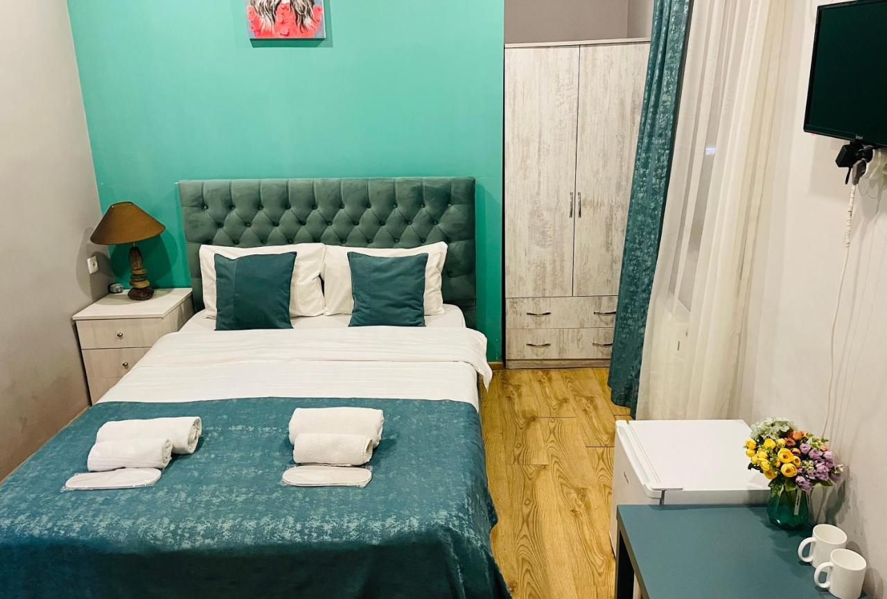 Book Hotel Tbilisi Bagian luar foto