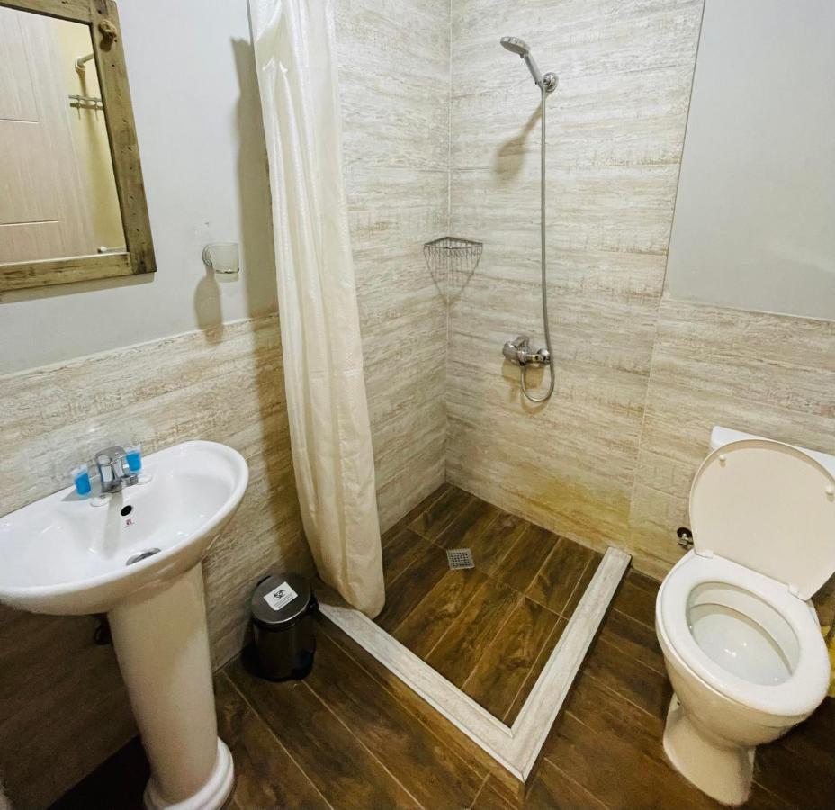 Book Hotel Tbilisi Bagian luar foto
