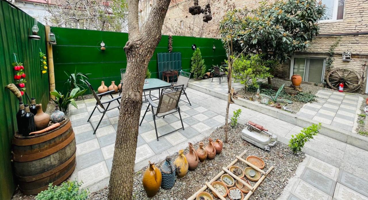 Book Hotel Tbilisi Bagian luar foto